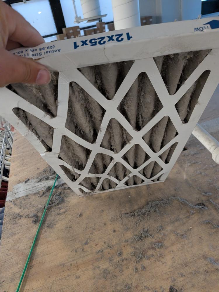 12x25x1 commercial HVAC filter during South Austin service